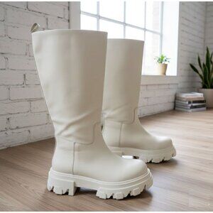 Steve Madden Leather Knee-High Chunky Sole Leather Boots Women's Size 6 Beige